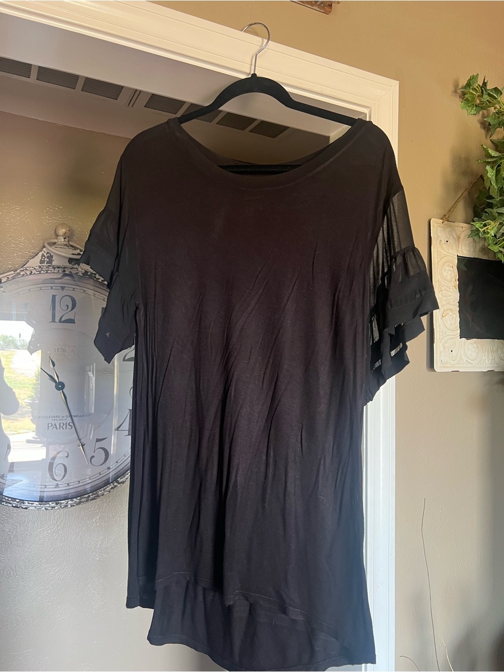 Time and Tru Black Short Sleeve Ruffle Tunic